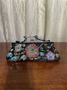 Vintage Beaded Floral Embroidered Black Evening Clutch